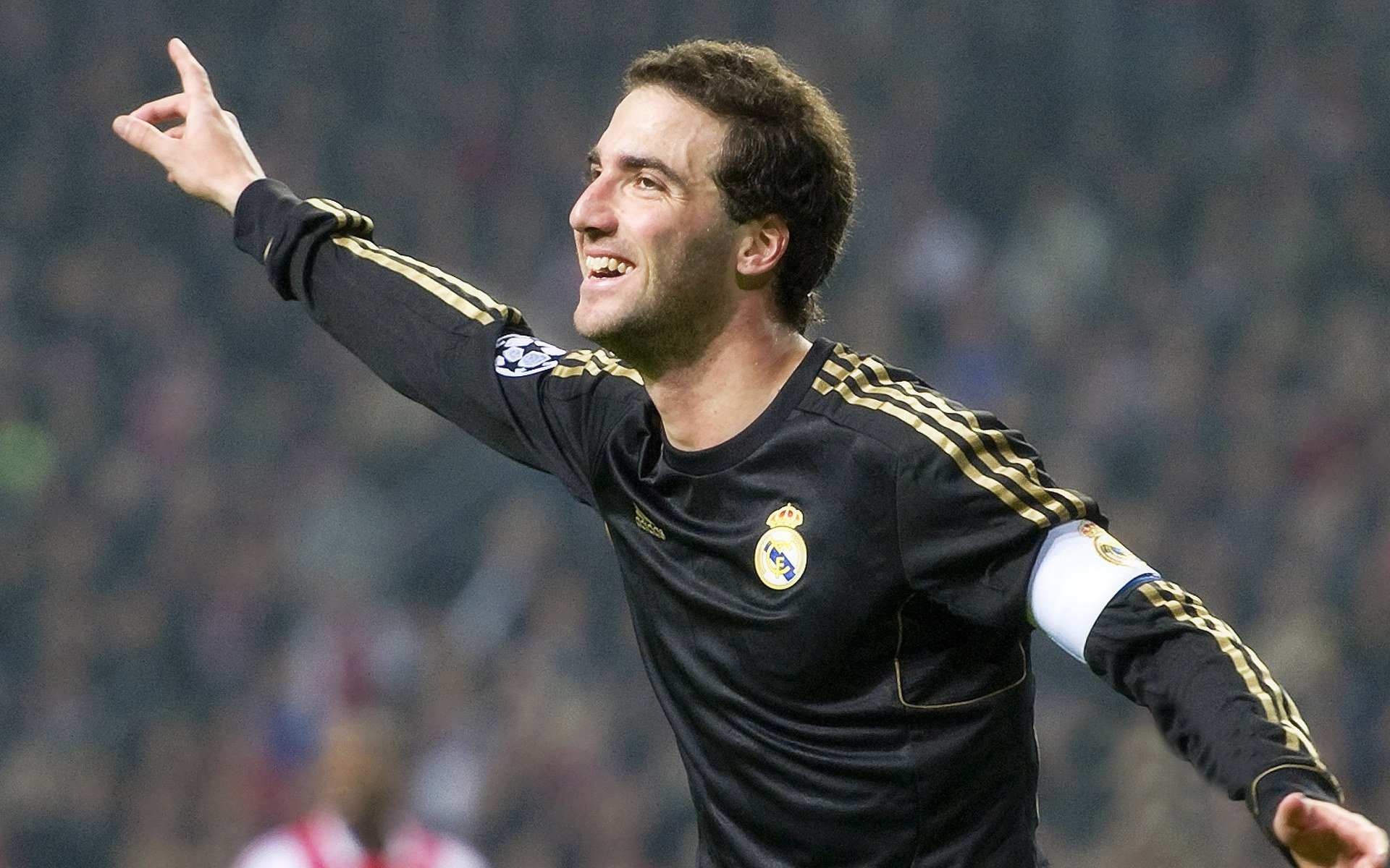 蒂姆连续五场比赛得分超过爆冷，利物浦挑战极限！